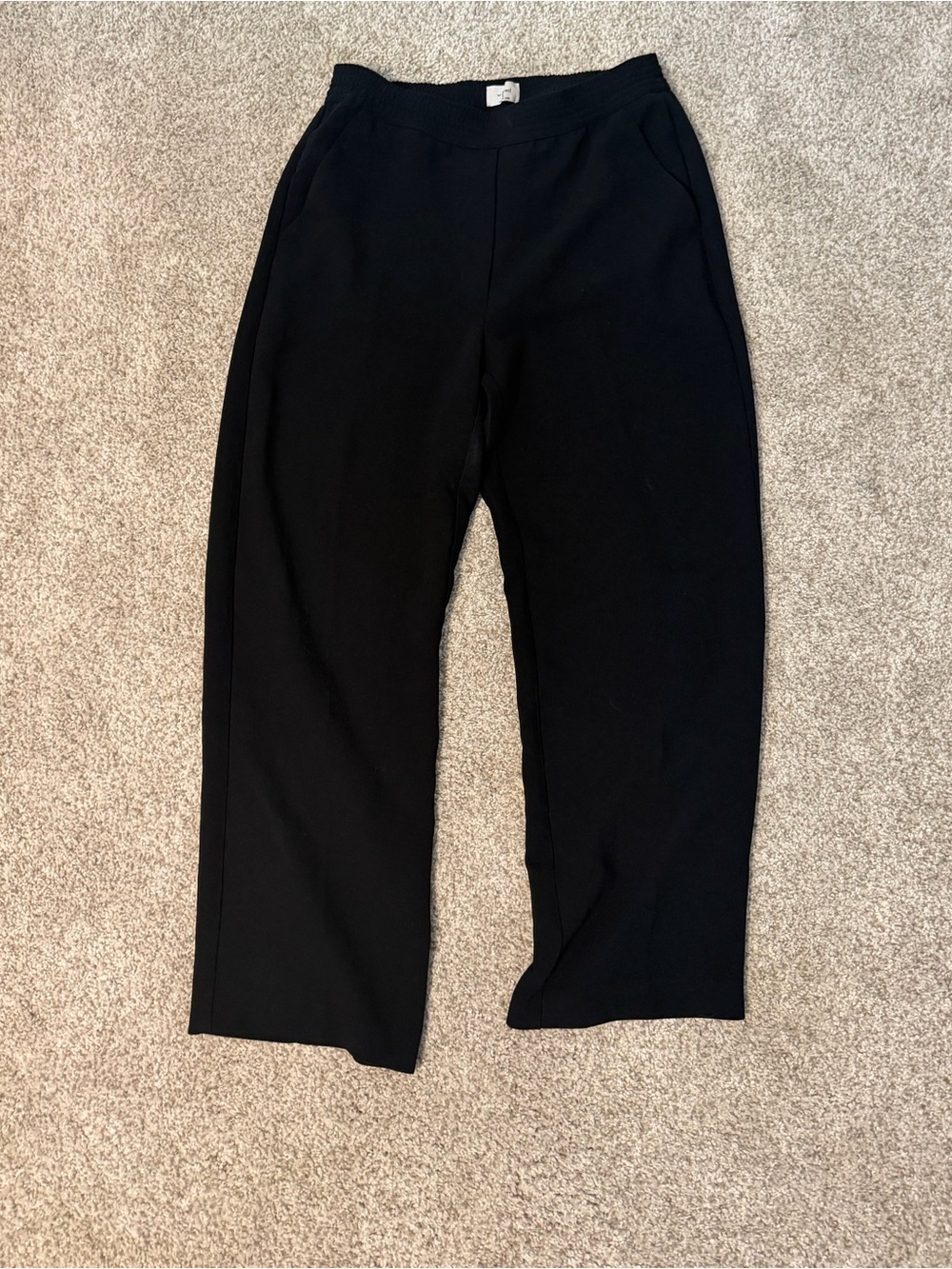 Aritzia Wilfred black cropped work pants